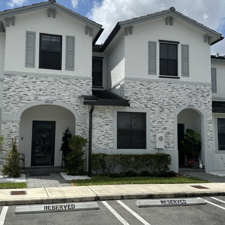 Townhouse in Miami